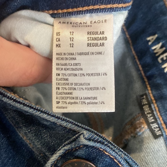 American Eagle ripped jeans - Picture 6 of 6